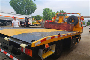 息烽附近拖车电话号码服务